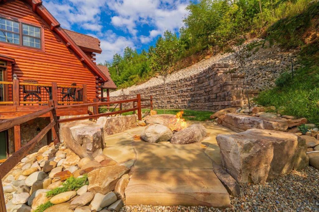 Roaring Fork Lodge Гатлінбург Екстер'єр фото