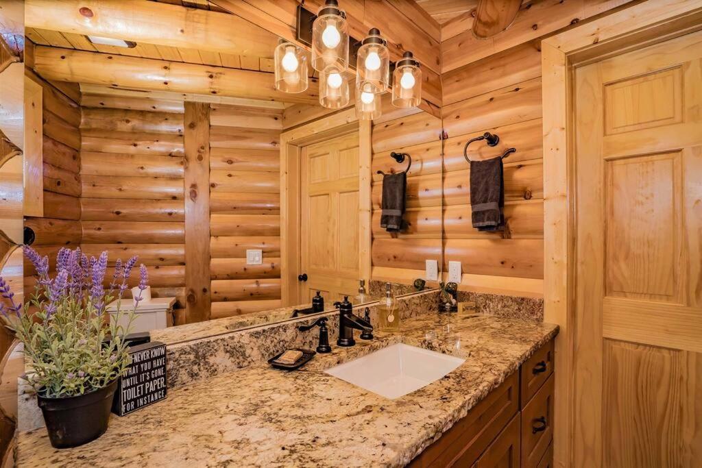 Roaring Fork Lodge Гатлінбург Екстер'єр фото